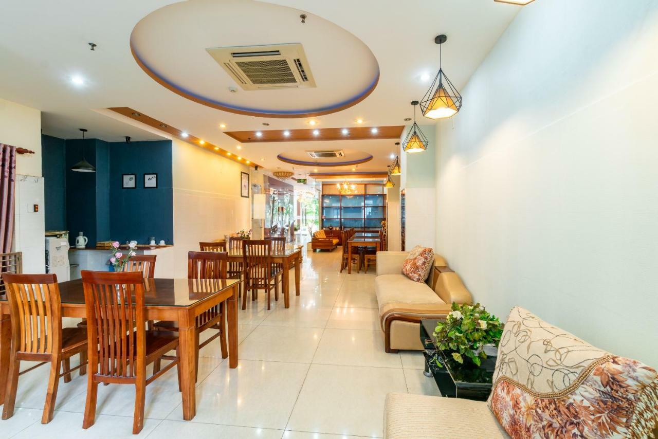 Oyo 375 Hoa Binh Hotel Da Nang Exterior foto