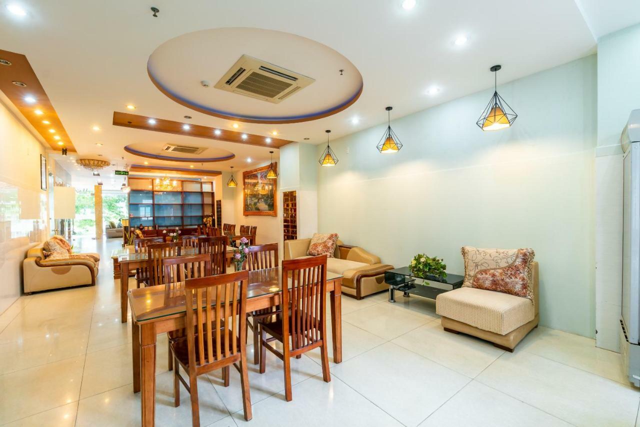 Oyo 375 Hoa Binh Hotel Da Nang Exterior foto